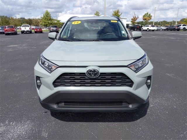 Used 2019 Toyota RAV4 XLE Premium with VIN 2T3C1RFV6KW044908 for sale in Homosassa, FL