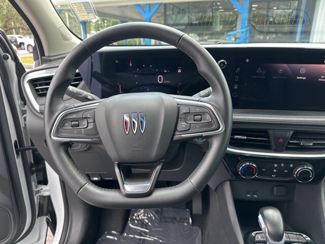 2024 Buick Encore GX Sport Touring photo 2