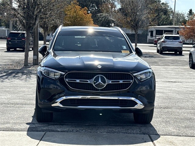 2023 Mercedes Benz GLC 300 photo 3