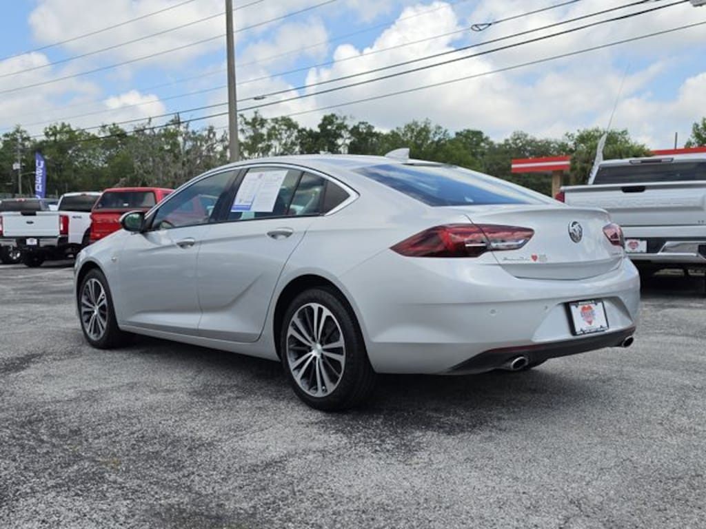 Used 2018 Buick Regal Sportback Essence Hatchback