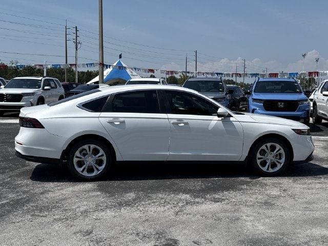 2025 Honda Accord LX - Photo 4