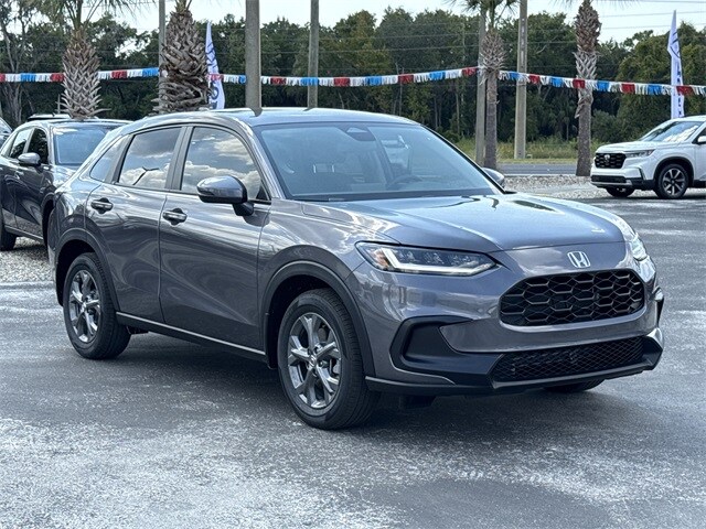 2026 Honda HR-V LX photo 2