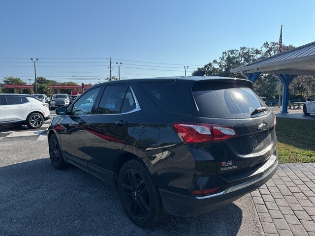2020 Chevrolet Equinox LT photo 2
