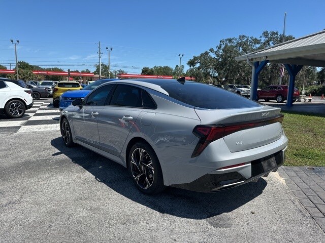 2025 Kia K5 GT-Line photo 3
