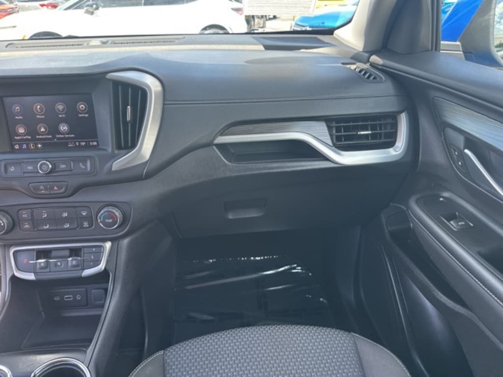 Used 2024 GMC Terrain SLE SUV