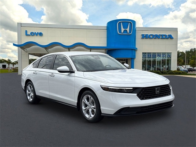 2025 Honda Accord LX's photo