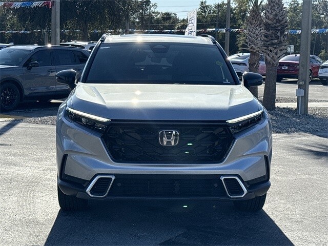 2026 Honda CR-V Hybrid Sport Touring photo 3