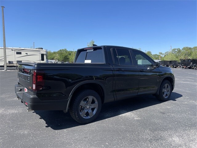 2025 Honda Ridgeline TrailSport photo 4