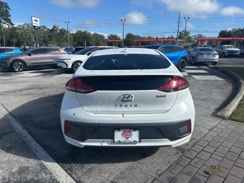 Used 2020 Hyundai Ioniq Hybrid SE Hatchback