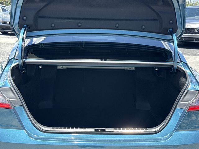 2025 Toyota Camry XLE - Photo 15