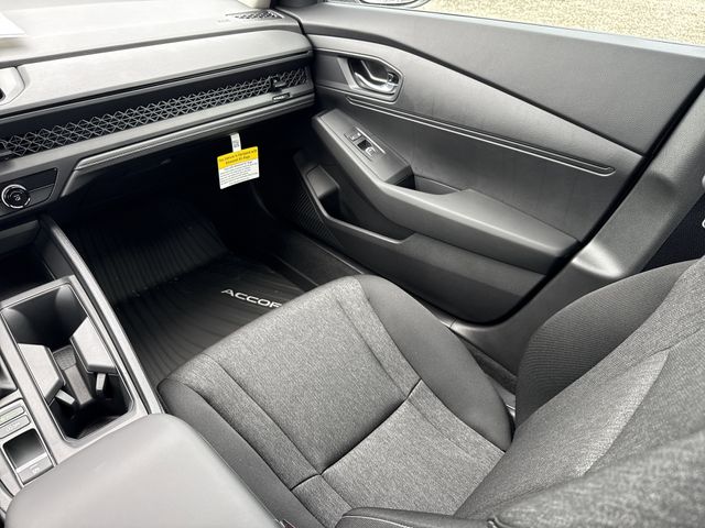 2025 Honda Accord LX - Photo 18
