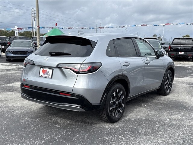 2026 Honda HR-V EX-L photo 3