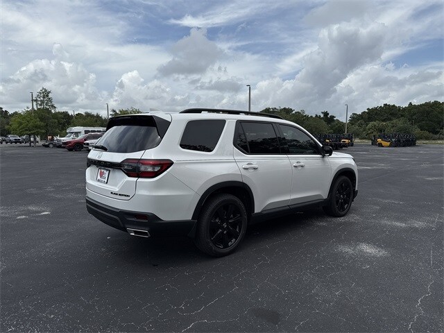 2025 Honda Pilot Black Edition photo 4