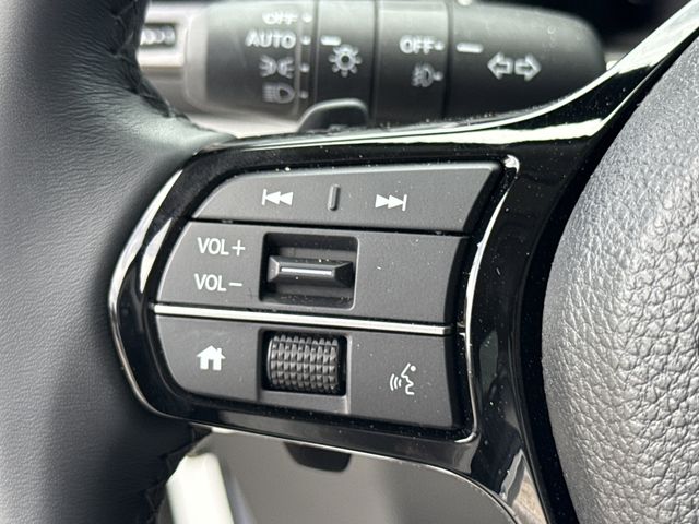 2025 Honda Pilot Touring+ - Photo 35