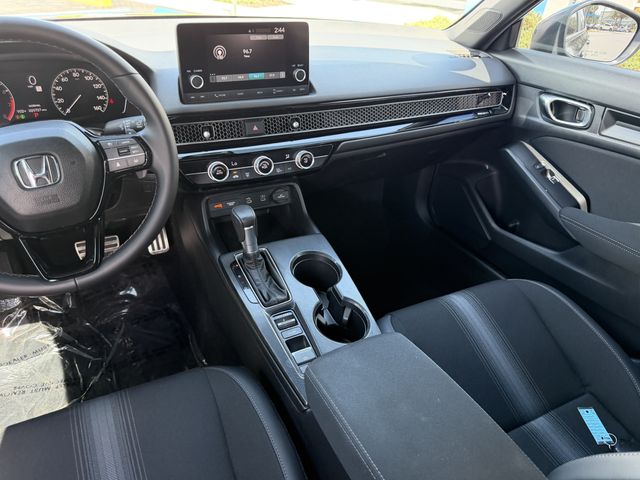 2025 Honda Civic Hatchback Sport - Photo 18