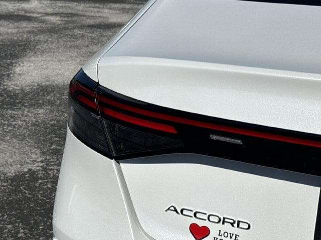 2025 Honda Accord LX - Photo 11