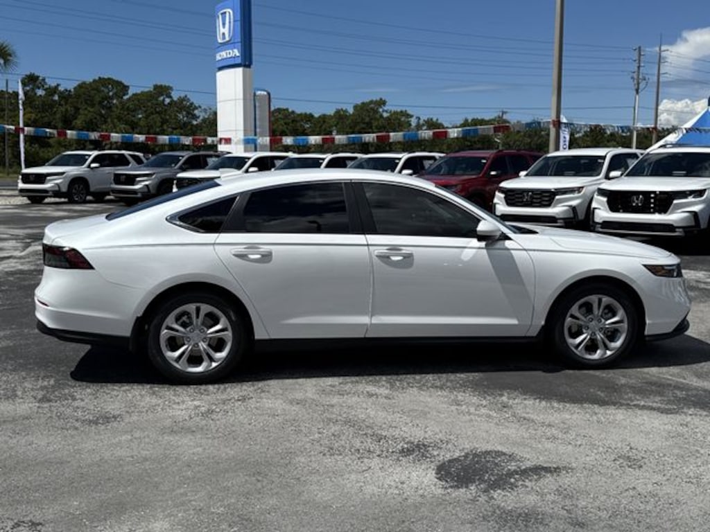 New 2025 Honda Accord LX Sedan