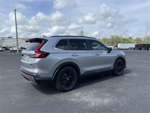 2025 Honda CR-V Sport-L photo 4