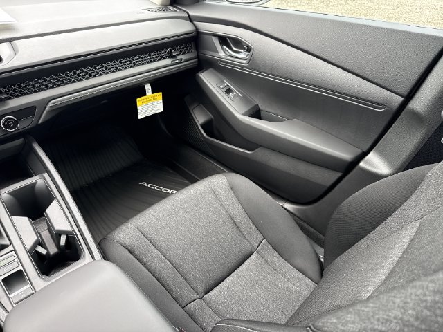 2025 Honda Accord LX - Photo 18