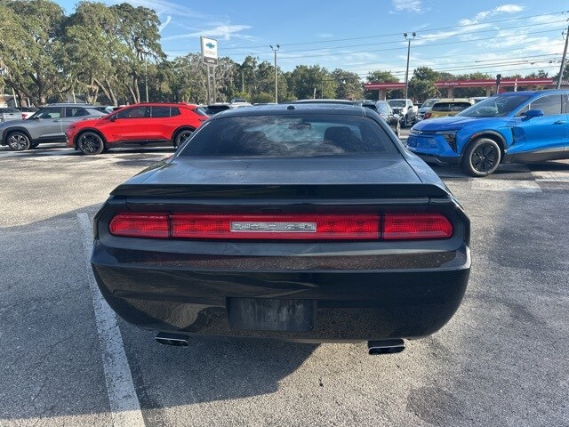 2013 Dodge Challenger R/T photo 4