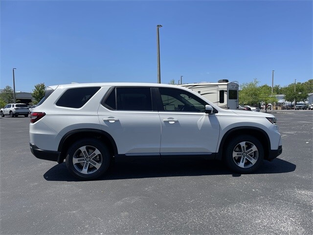 2025 Honda Pilot EX-L photo 3