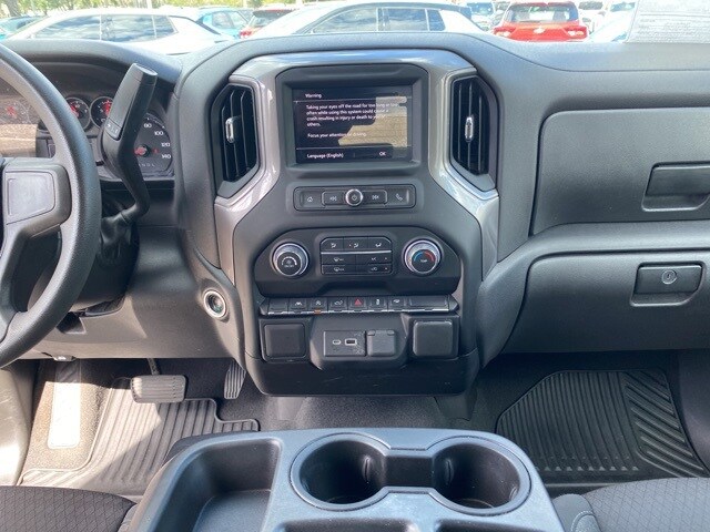 2022 Chevrolet Silverado 1500 Custom photo 3