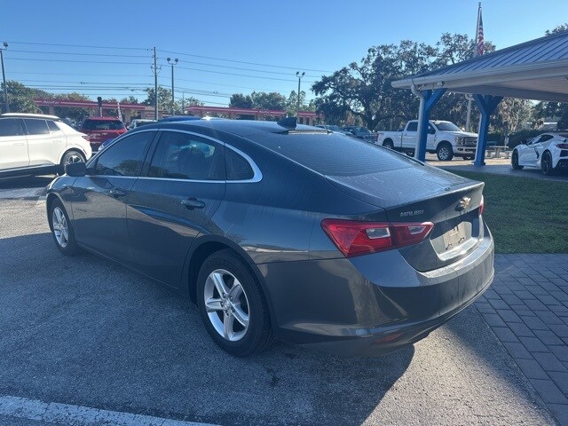 2020 Chevrolet Malibu LS photo 2