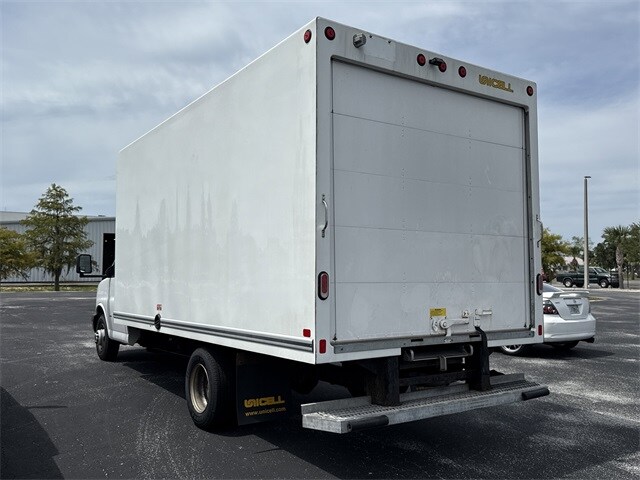 2019 Gmc Savana 3500 Cutaway photo 4