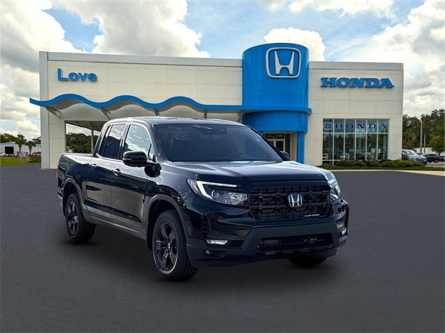 2026 Honda Ridgeline Black Edition's photo