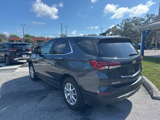 2023 Chevrolet Equinox LT photo 2