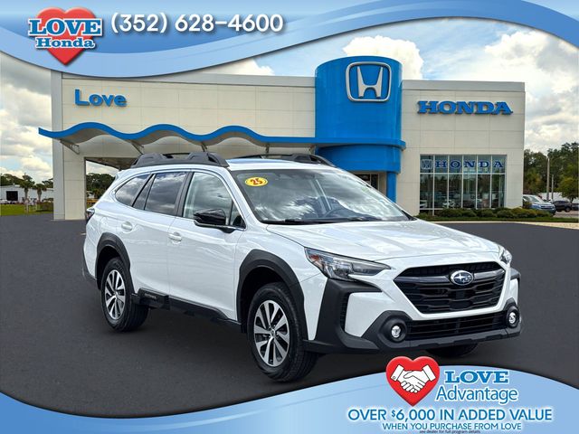 2025 Subaru Outback Premium's photo