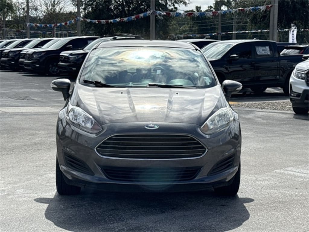 Used 2015 Ford Fiesta SE Sedan