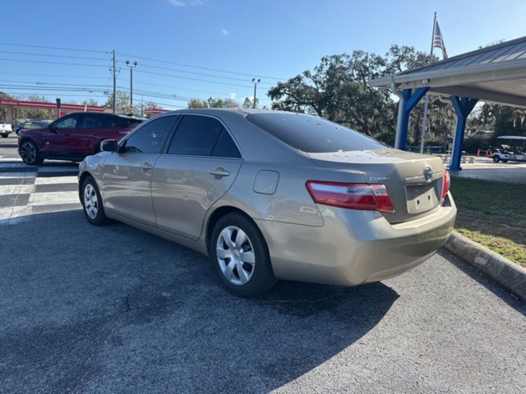 Used 2009 Toyota Camry LE Sedan