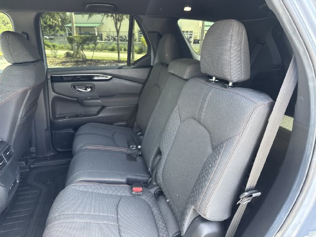 2025 Honda Pilot Sport - Photo 24