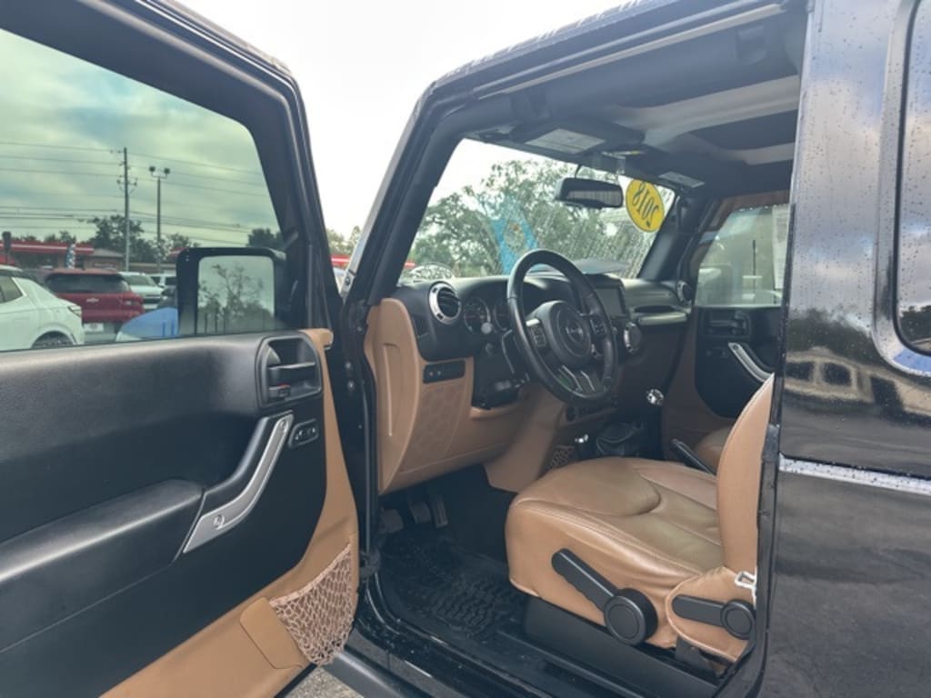 Used 2018 Jeep Wrangler JK Rubicon 4x4 SUV