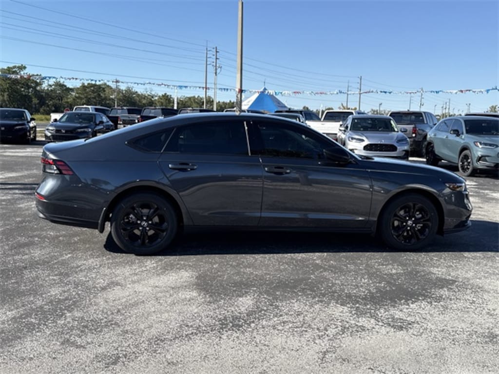 New 2025 Honda Accord SE Sedan