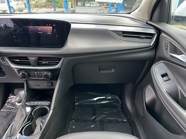 2024 Buick Encore GX Sport Touring photo 4