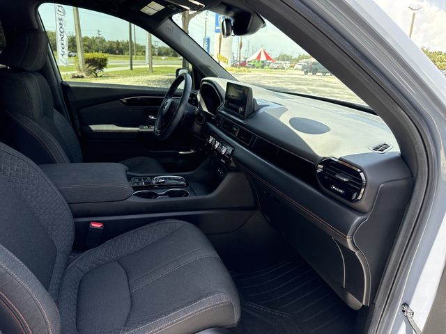 2025 Honda Pilot Sport - Photo 19