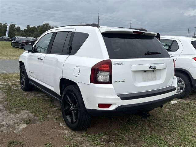 2016 Jeep Compass Sport photo 4