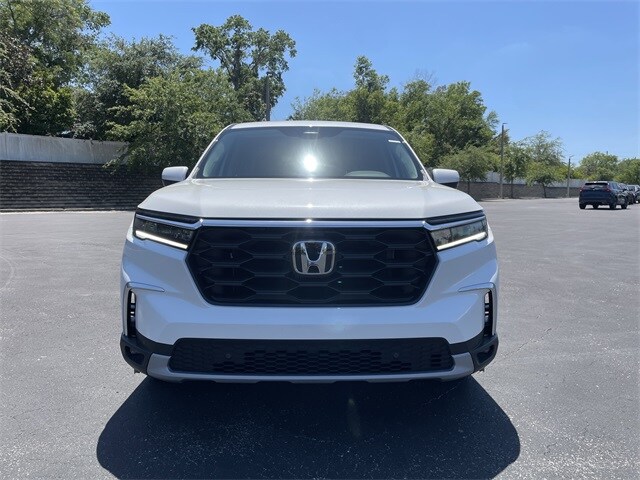 2025 Honda Pilot EX-L photo 2