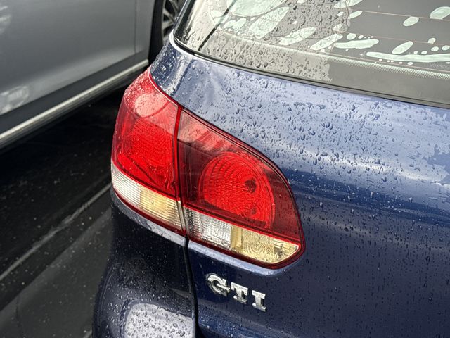 2012 Volkswagen GTI Base - Photo 9