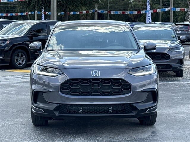 2026 Honda HR-V LX photo 3