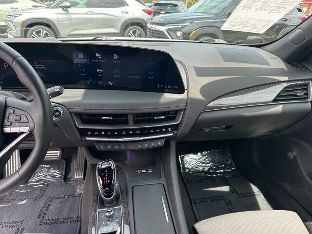 2025 Cadillac CT5 Sport photo 3