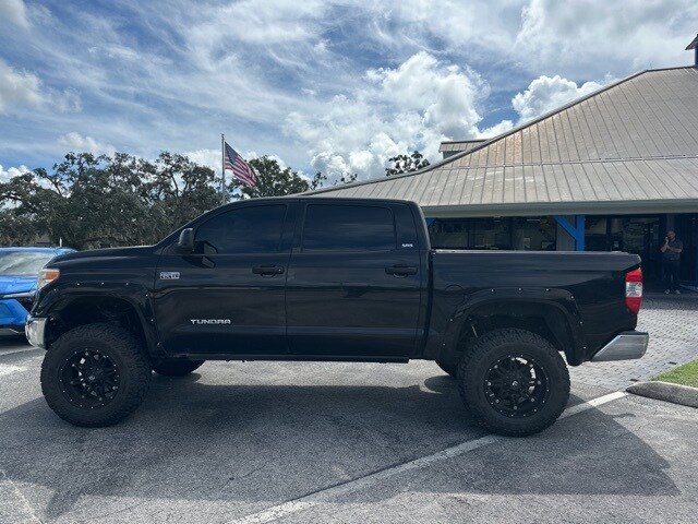 2015 Toyota Tundra SR5 Grade photo 2