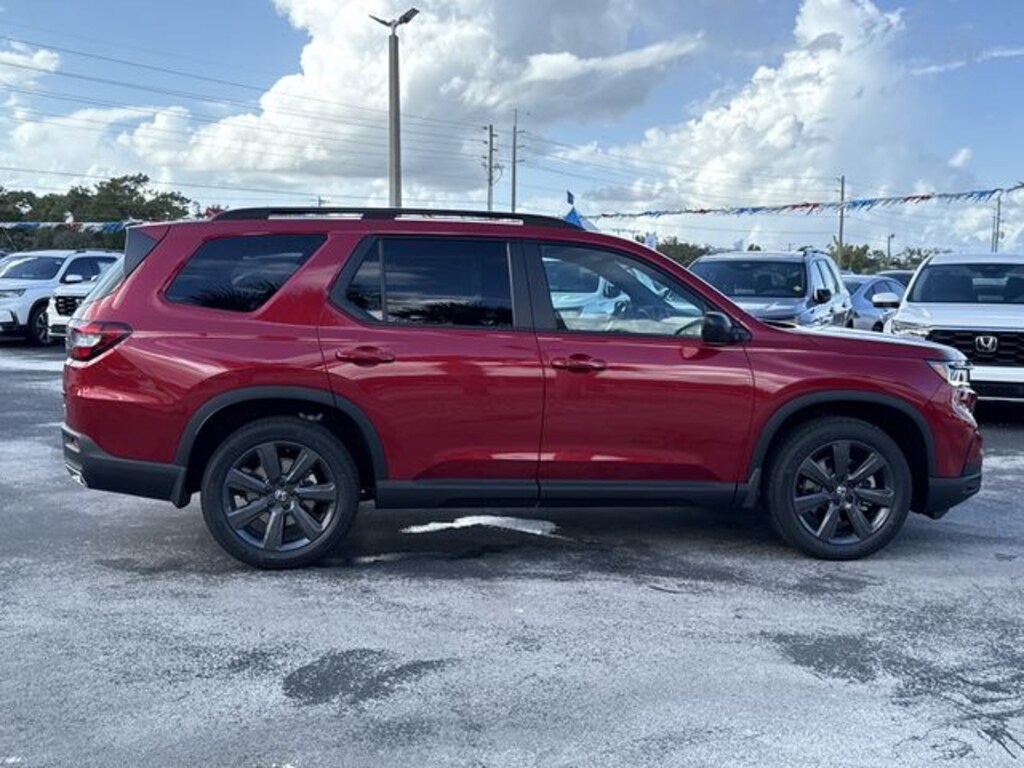 New 2025 Honda Pilot Sport SUV