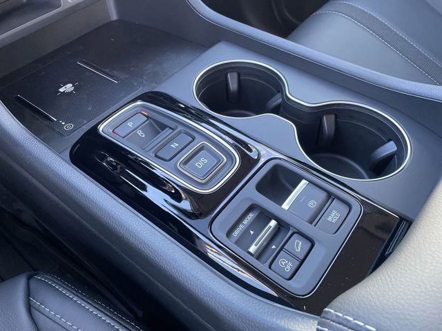 2025 Honda Pilot EX-L - Photo 28