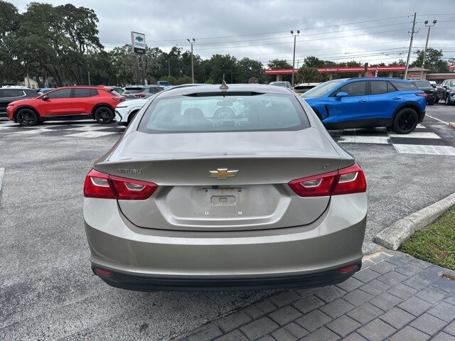2023 Chevrolet Malibu 1LT photo 4
