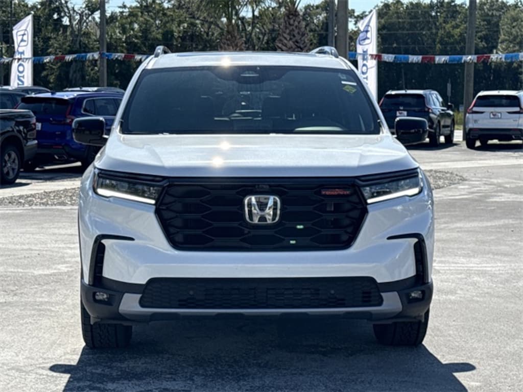 New 2025 Honda Pilot TrailSport SUV