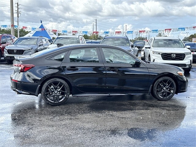 2026 Honda Civic Sport photo 4