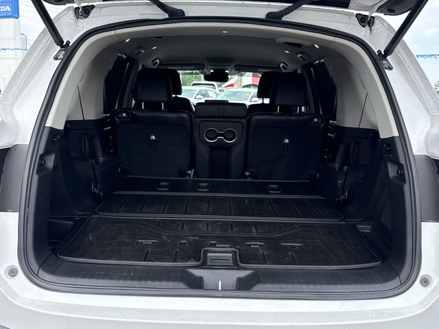 2025 Honda Pilot EX-L+ - Photo 17